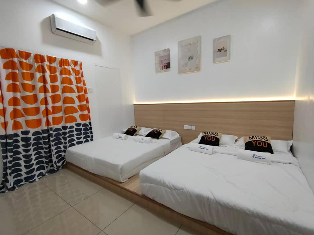 Setia Home Sitiawan Ktv 12+4 Pax Екстер'єр фото